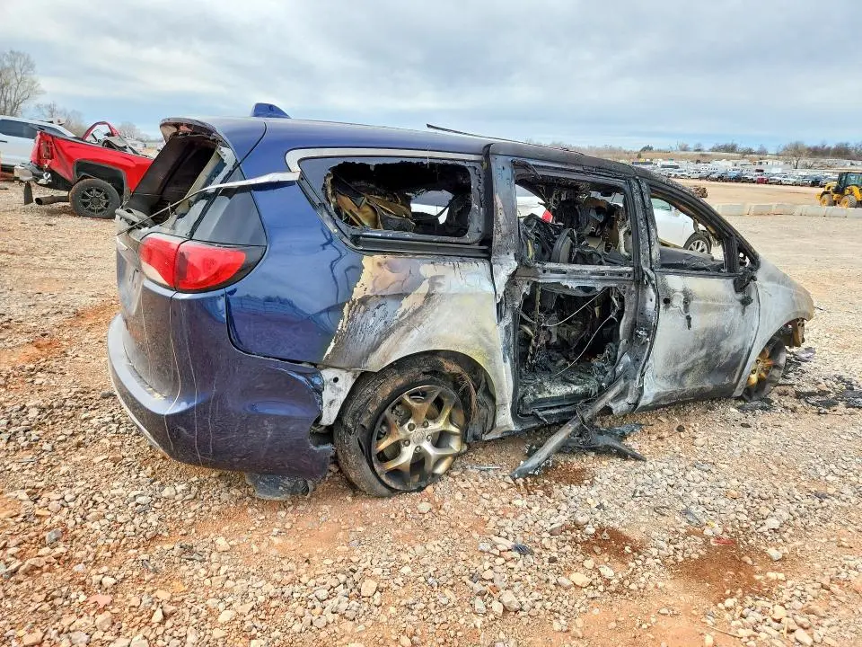 2017 CHRYSLER PACIFICA TOURING L  