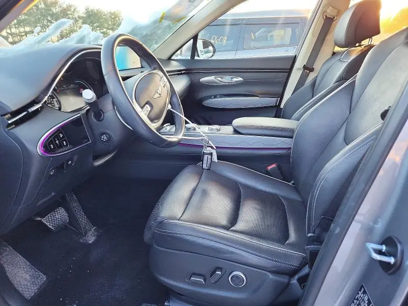 2023 GENESIS GV70 BASE  