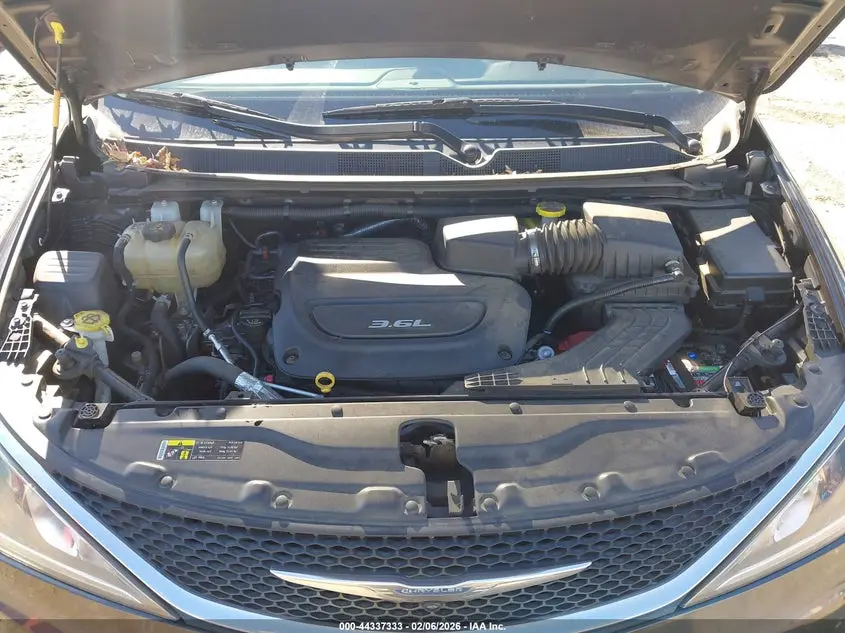 2017 CHRYSLER PACIFICA TOURING-L PLUS