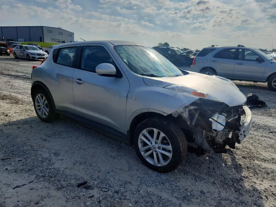 2013 NISSAN JUKE S  