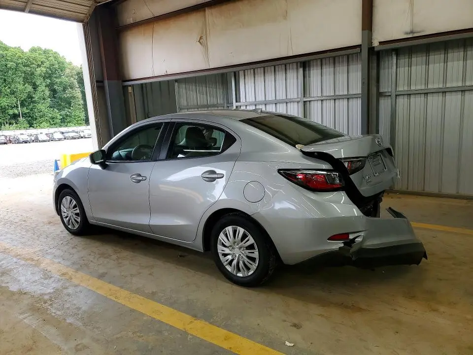 2019 TOYOTA YARIS L  