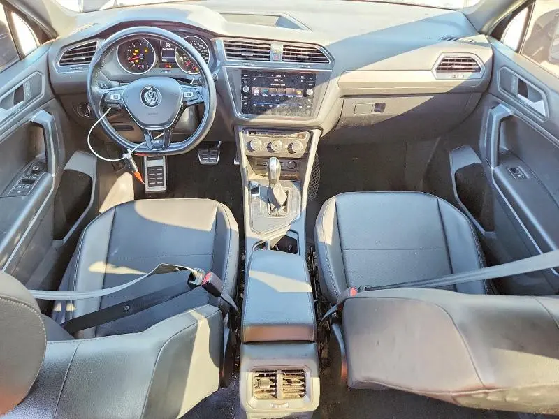 2020 VOLKSWAGEN TIGUAN SE  