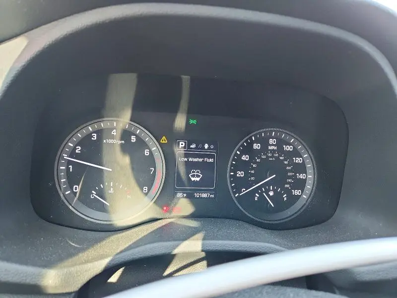2017 HYUNDAI TUCSON SE  