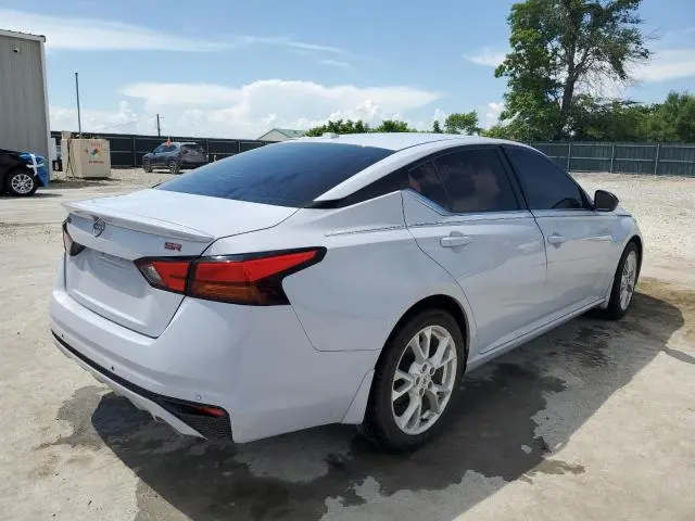 2023 NISSAN ALTIMA SR