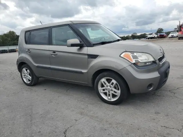 2011 KIA SOUL +  