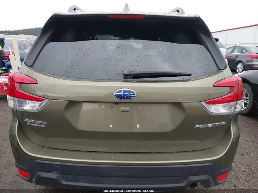2022 SUBARU FORESTER PREMIUM