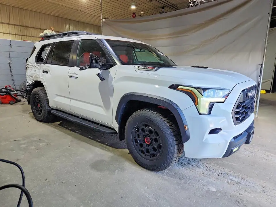 2025 TOYOTA SEQUOIA TRD PRO  