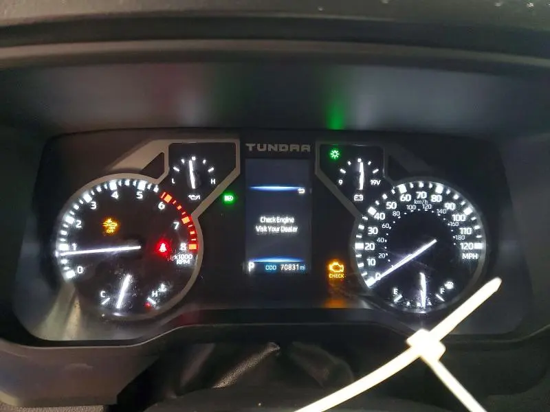2023 TOYOTA TUNDRA SR5  