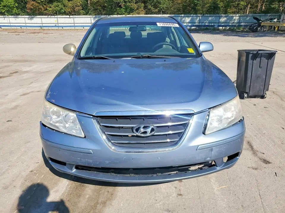 2010 HYUNDAI SONATA GLS  
