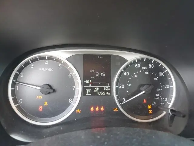 2021 NISSAN KICKS S  