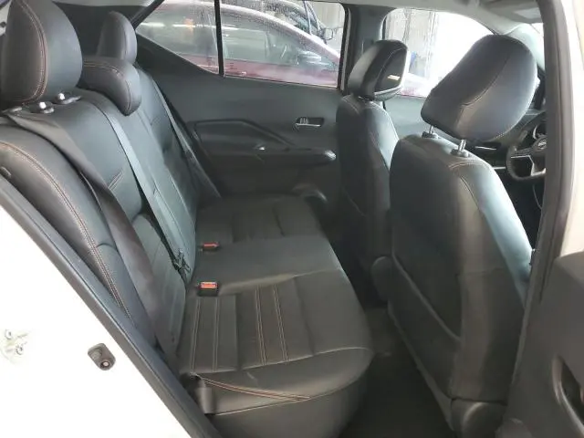 2018 NISSAN KICKS S  