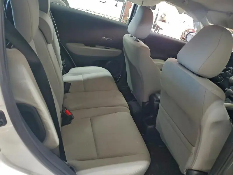 2021 HONDA HR-V LX  