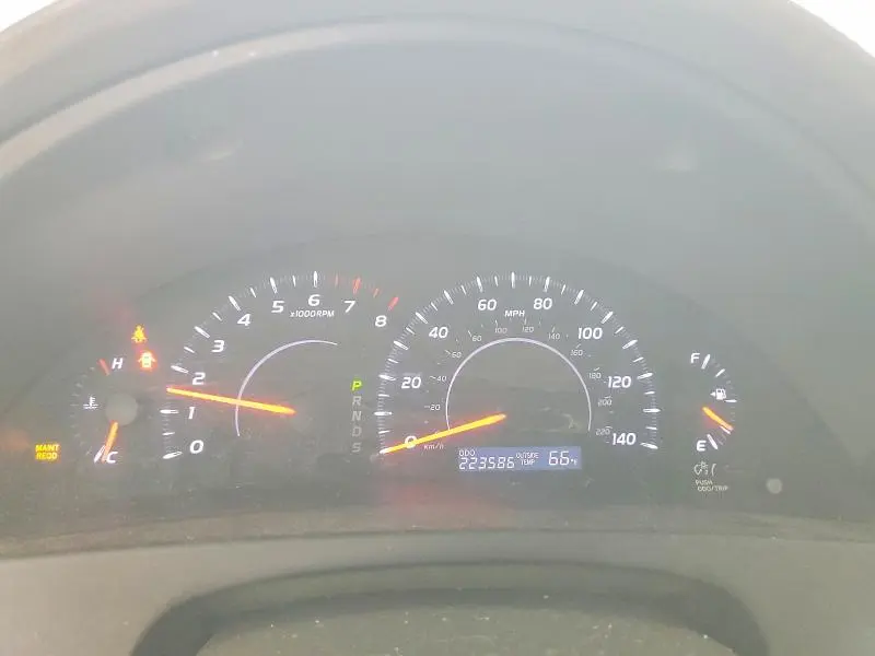2011 TOYOTA CAMRY LE  