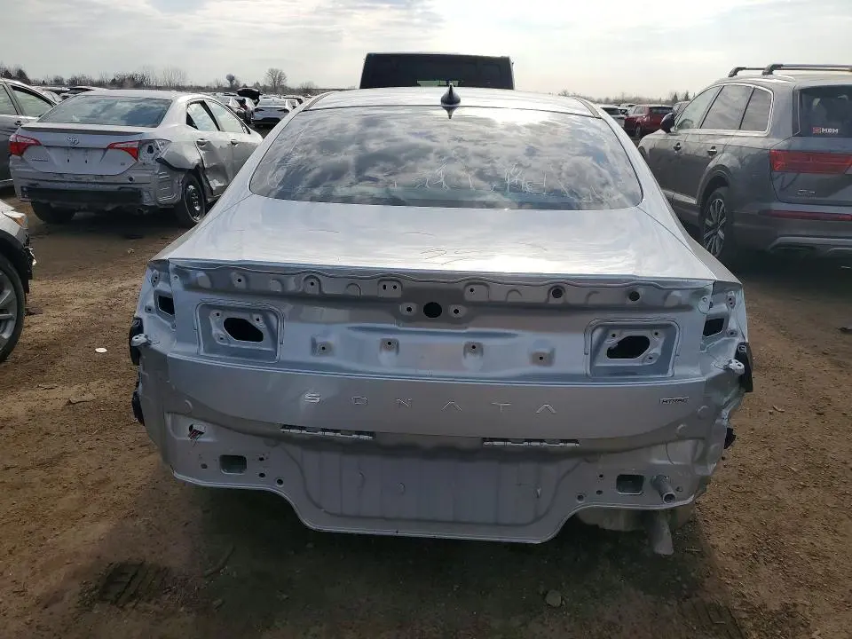 2024 HYUNDAI SONATA SEL  