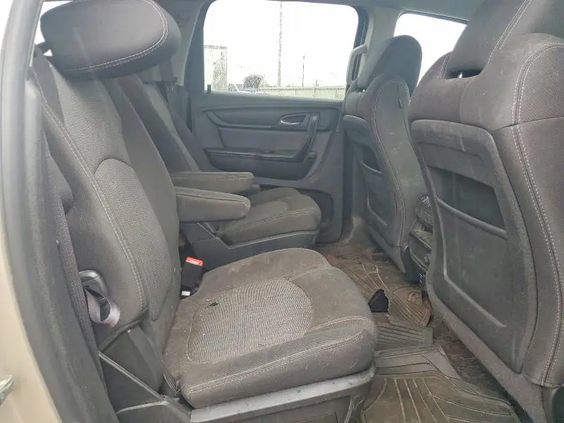 2014 CHEVROLET TRAVERSE LT  