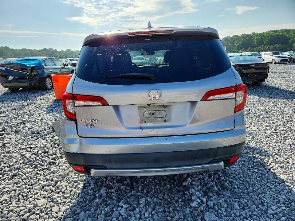 2021 HONDA PILOT EX  