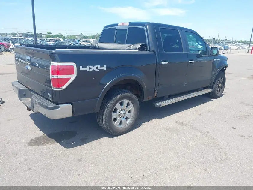2010 FORD F-150 LARIAT