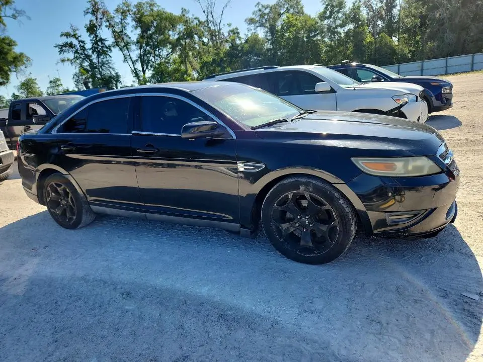 2011 FORD TAURUS SEL  