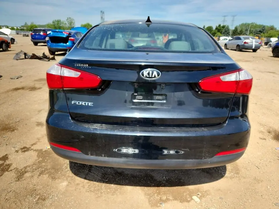 2016 KIA FORTE LX  