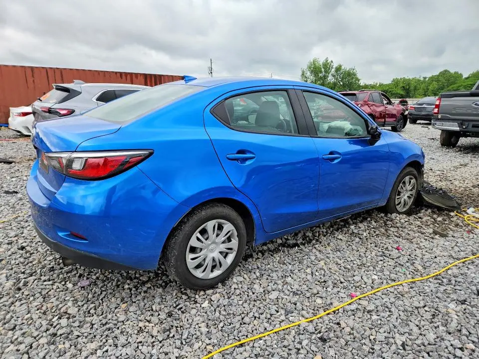2019 TOYOTA YARIS L  