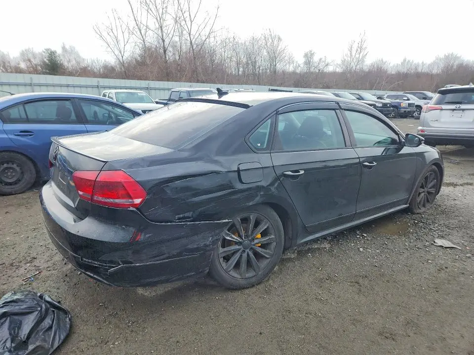 2012 VOLKSWAGEN PASSAT SEL  