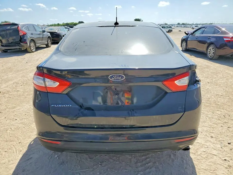 2015 FORD FUSION SE  