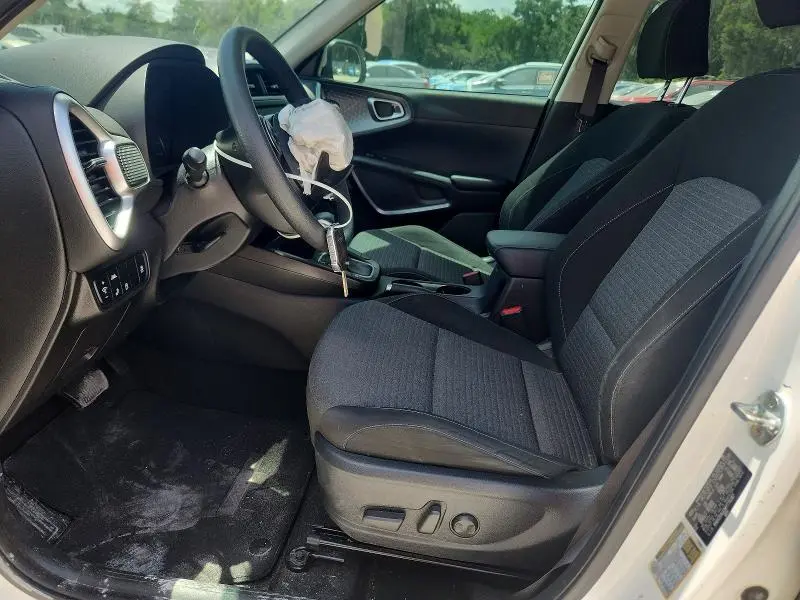2021 KIA SOUL S  