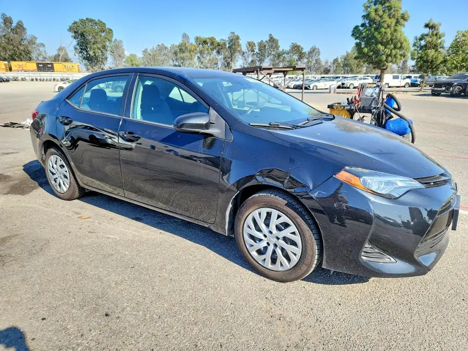 2019 TOYOTA COROLLA LE  