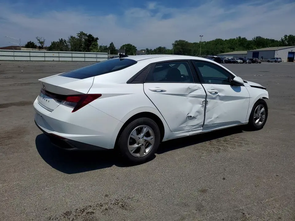 2021 HYUNDAI ELANTRA SE  