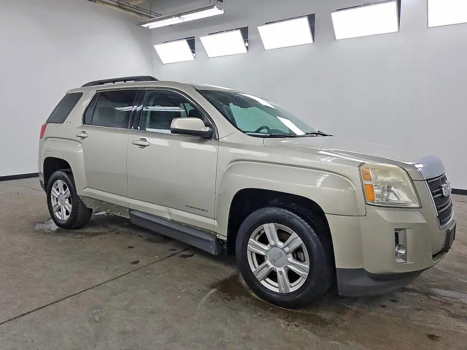 2014 GMC TERRAIN SLE  