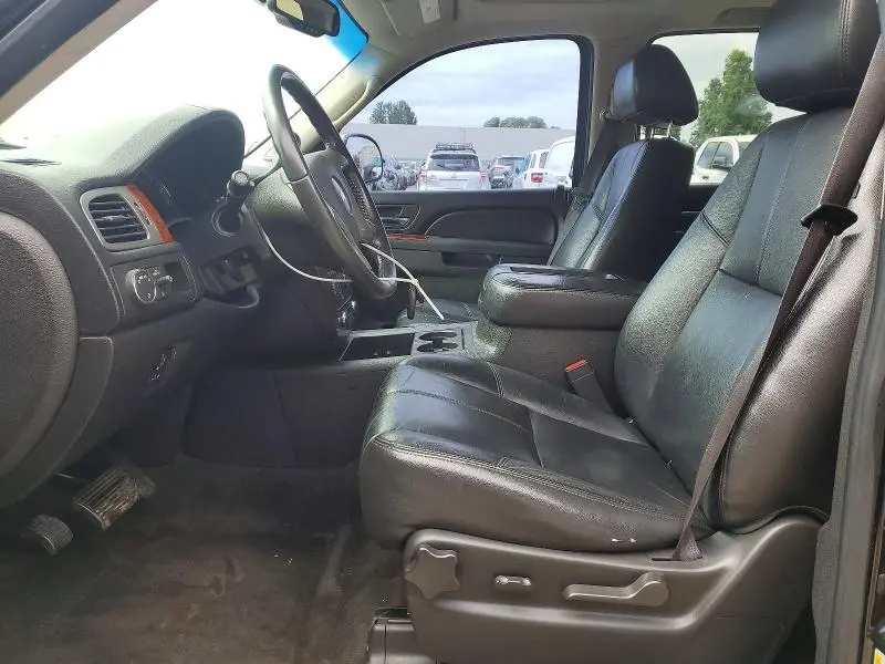 2012 CHEVROLET SUBURBAN C1500 LT  