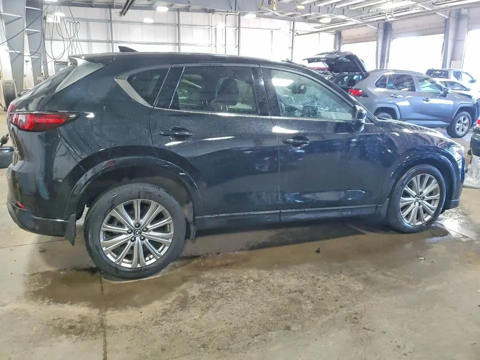 2023 MAZDA CX-5 SIGNATURE  