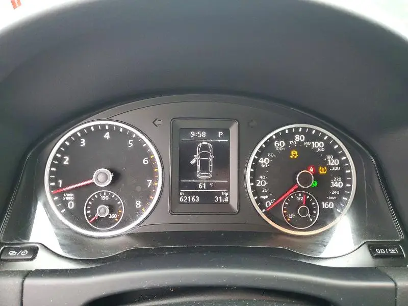 2017 VOLKSWAGEN TIGUAN S  