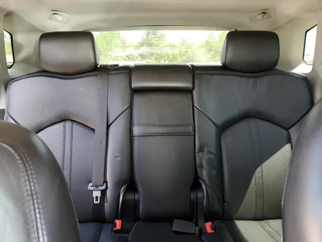 2011 CADILLAC SRX PERFORMANCE COLLECTION