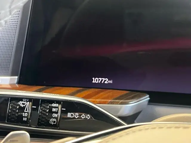 2025 CADILLAC ESCALADE PREMIUM LUXURY PLATINUM  