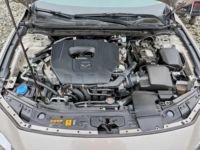 2025 MAZDA 3 PREFERRED  