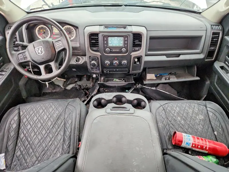 2016 RAM 1500 ST  