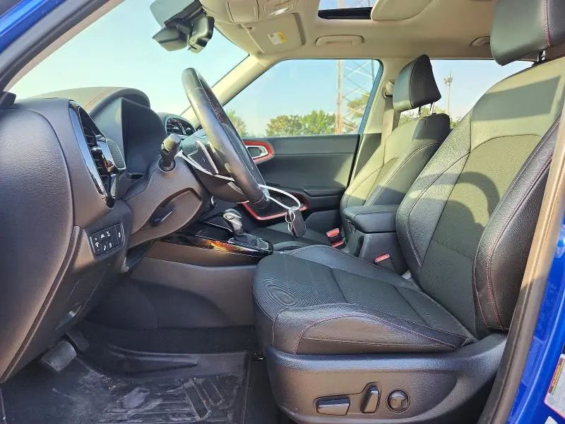 2022 KIA SOUL GT-LINE TURBO  