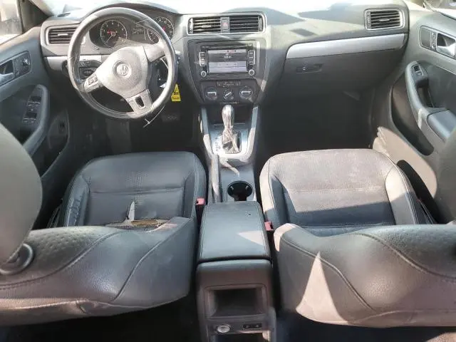 2013 VOLKSWAGEN JETTA SE  