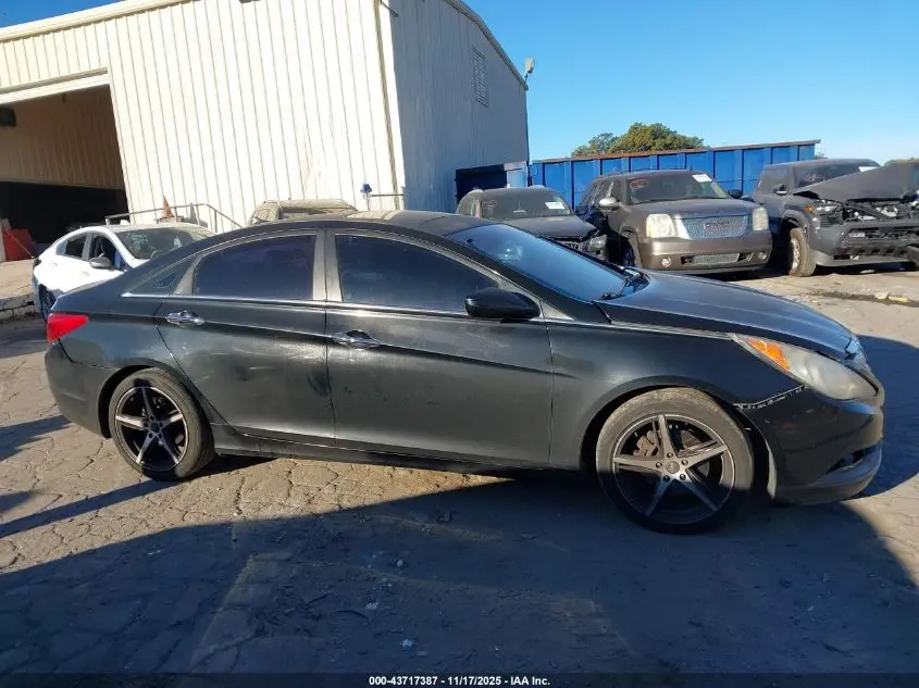 2011 HYUNDAI SONATA SE