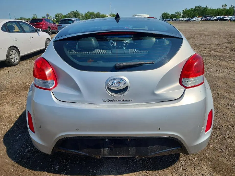 2013 HYUNDAI VELOSTER BASE  