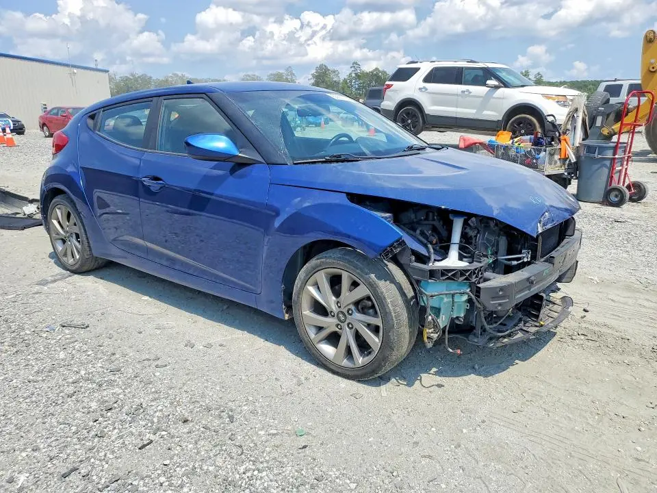 2017 HYUNDAI VELOSTER BASE  