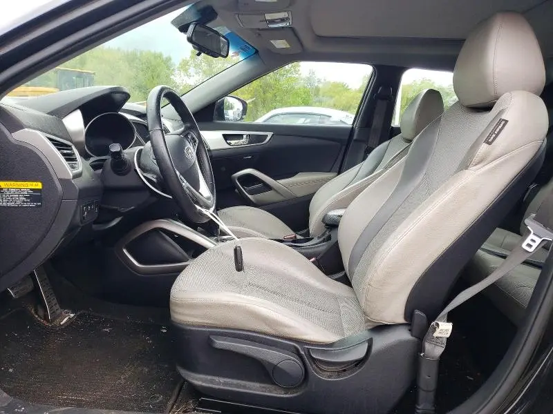 2013 HYUNDAI VELOSTER BASE  