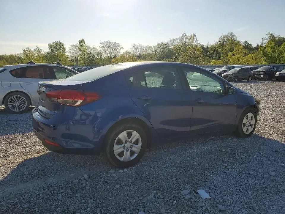 2018 KIA FORTE LX  