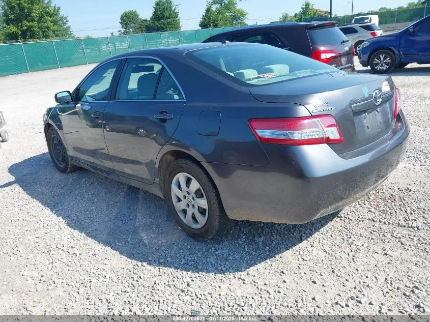 2011 TOYOTA CAMRY LE