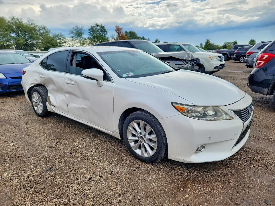 2015 LEXUS ES 300H  