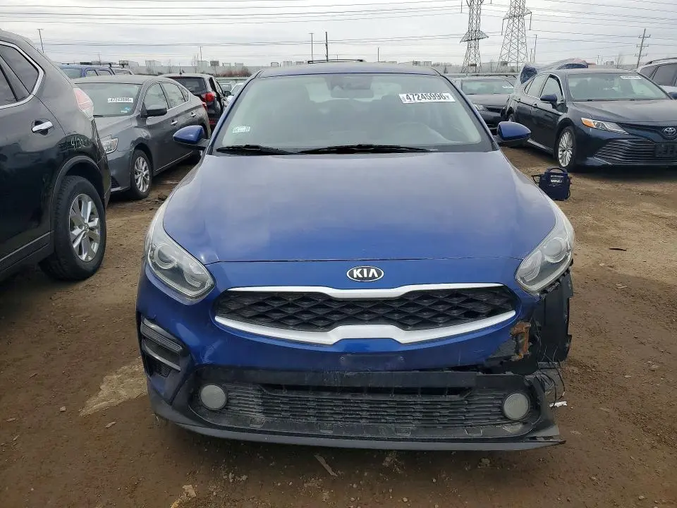 2021 KIA FORTE LXS  
