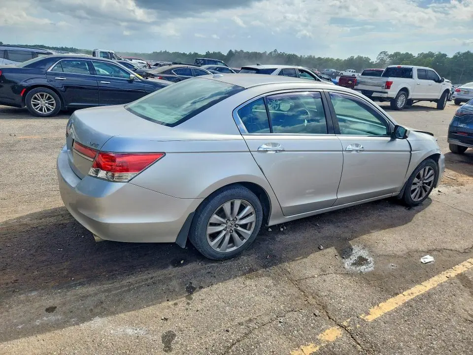 2011 HONDA ACCORD EXL  