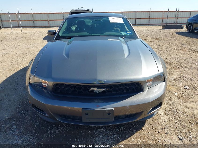 2011 FORD MUSTANG V6