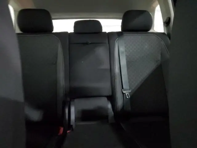 2021 VOLKSWAGEN TIGUAN S  